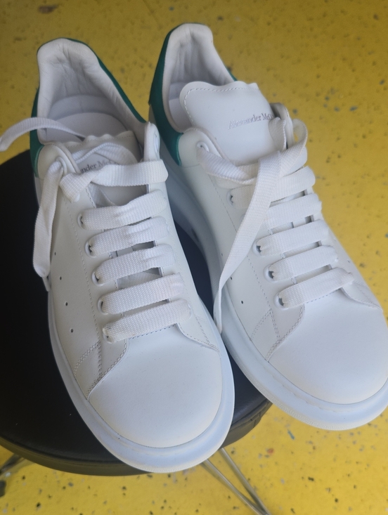 Alexander McQueen Other - Alexander McQueen White Sneakers with Green Heel